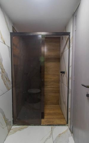 Apartamento à venda com 81m², 3 quartos e sem vagaBanheiro