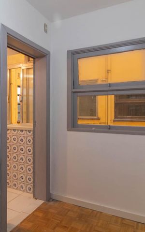 Apartamento à venda com 81m², 3 quartos e sem vagaÁrea de Serviço