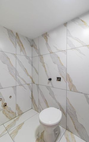 Apartamento à venda com 81m², 3 quartos e sem vagaBanheiro