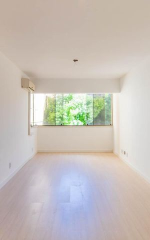 Apartamento à venda com 81m², 3 quartos e sem vagaSala