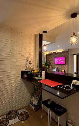 Apartamento para alugar com 85m², 2 quartos e 1 vaga Apartamento para alugar com 85m², 2 quartos e 1 vagaCozinha e Área de Serviço