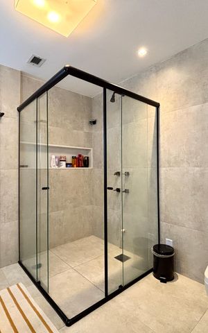 Apartamento para alugar com 85m², 2 quartos e 1 vaga Apartamento para alugar com 85m², 2 quartos e 1 vagaBanheiro da Suite