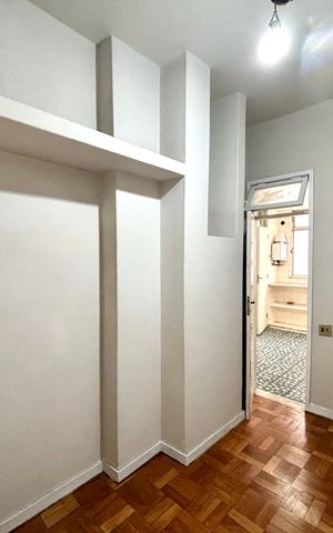 Apartamento à venda com 164m², 3 quartos e 1 vaga Apartamento à venda com 164m², 3 quartos e 1 vagaÁrea de serviço - quarto