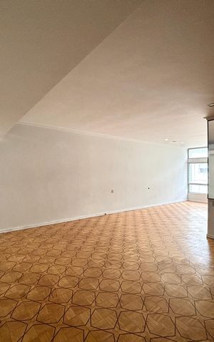 Apartamento à venda com 164m², 3 quartos e 1 vaga Apartamento à venda com 164m², 3 quartos e 1 vagaSala
