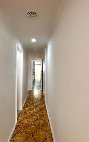 Apartamento à venda com 164m², 3 quartos e 1 vaga Apartamento à venda com 164m², 3 quartos e 1 vagaCorredores