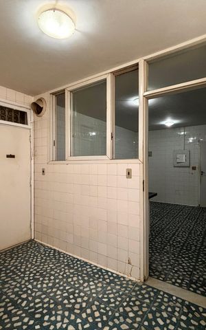 Apartamento à venda com 164m², 3 quartos e 1 vaga Apartamento à venda com 164m², 3 quartos e 1 vagaÁrea de serviço
