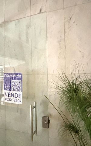Apartamento à venda com 164m², 3 quartos e 1 vaga Apartamento à venda com 164m², 3 quartos e 1 vagaPlaca