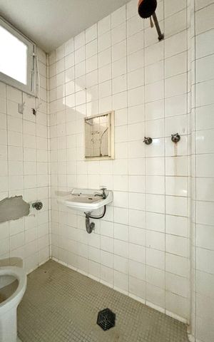 Apartamento à venda com 164m², 3 quartos e 1 vaga Apartamento à venda com 164m², 3 quartos e 1 vagaÁrea de serviço - banheiro