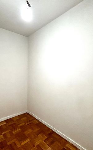 Apartamento à venda com 164m², 3 quartos e 1 vaga Apartamento à venda com 164m², 3 quartos e 1 vagaÁrea de serviço - quarto