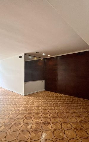 Apartamento à venda com 164m², 3 quartos e 1 vaga Apartamento à venda com 164m², 3 quartos e 1 vagaSala