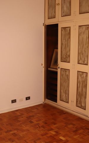 Apartamento para alugar com 348m², 2 quartos e 2 vagasQuarto