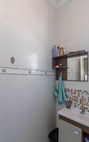 Casa à venda com 179m², 3 quartos e 4 vagas Casa à venda com 179m², 3 quartos e 4 vagasBanheiro da Suíte