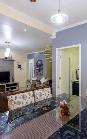 Casa à venda com 179m², 3 quartos e 4 vagas Casa à venda com 179m², 3 quartos e 4 vagasSala