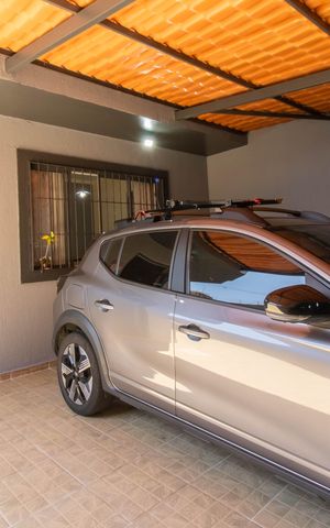 Casa à venda com 179m², 3 quartos e 4 vagas Casa à venda com 179m², 3 quartos e 4 vagasGaragem