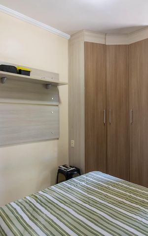 Casa à venda com 179m², 3 quartos e 4 vagas Casa à venda com 179m², 3 quartos e 4 vagasSuíte