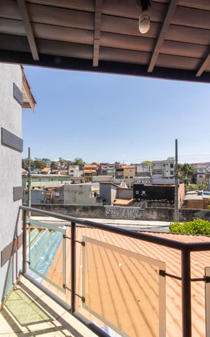 Casa à venda com 179m², 3 quartos e 4 vagas Casa à venda com 179m², 3 quartos e 4 vagasVaranda do Quarto