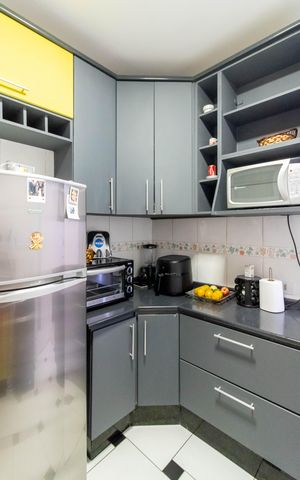 Casa à venda com 179m², 3 quartos e 4 vagas Casa à venda com 179m², 3 quartos e 4 vagasCozinha