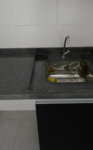 Apartamento à venda com 34m², 2 quartos e 1 vagaÁrea de Serviço