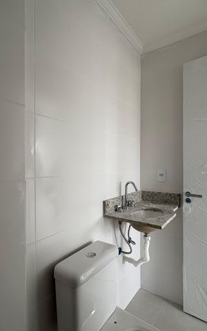 Apartamento à venda com 55m², 2 quartos e 2 vagas Apartamento à venda com 55m², 2 quartos e 2 vagasBanheiro