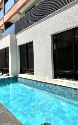 Apartamento à venda com 37m², 1 quarto e sem vagaÁrea comum - Piscina