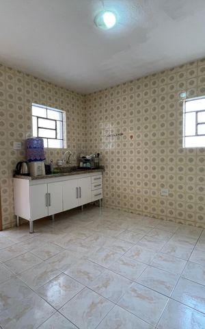 Casa para alugar com 200m², 3 quartos e 2 vagasCozinha