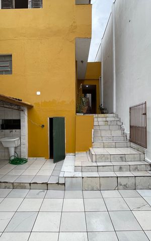 Casa para alugar com 200m², 3 quartos e 2 vagasÁrea Externa