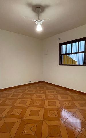 Casa para alugar com 200m², 3 quartos e 2 vagasQuarto 3