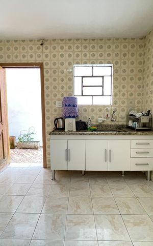 Casa para alugar com 200m², 3 quartos e 2 vagasCozinha
