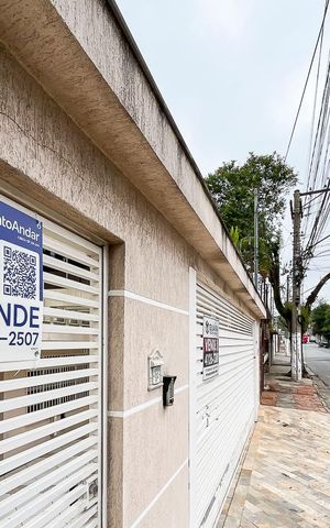 Casa à venda com 250m², 3 quartos e 4 vagasFachada 