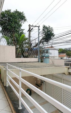 Casa à venda com 250m², 3 quartos e 4 vagasVaranda