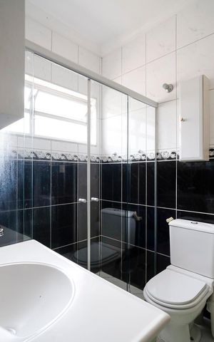 Casa à venda com 250m², 3 quartos e 4 vagasBanheiro Social