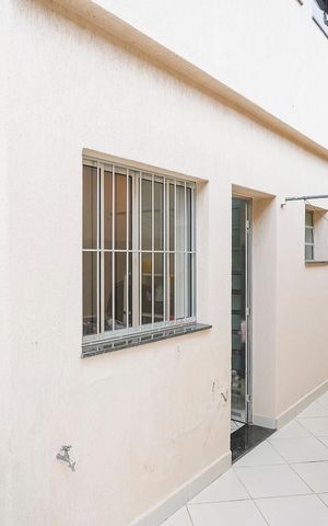 Casa à venda com 250m², 3 quartos e 4 vagasQuintal