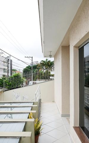 Casa à venda com 250m², 3 quartos e 4 vagasVaranda