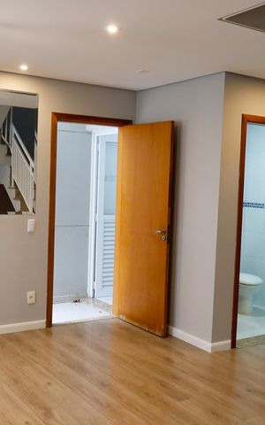 Casa de condomínio à venda com 92m², 3 quartos e 2 vagas Casa de condomínio à venda com 92m², 3 quartos e 2 vagasSala