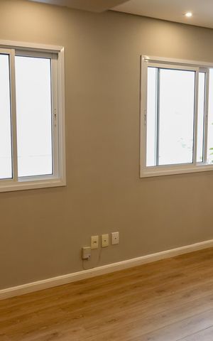 Casa de condomínio à venda com 92m², 3 quartos e 2 vagas Casa de condomínio à venda com 92m², 3 quartos e 2 vagasSala