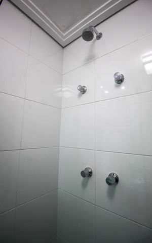 Apartamento à venda com 97m², 3 quartos e 2 vagasBanheiro da Suíte 2