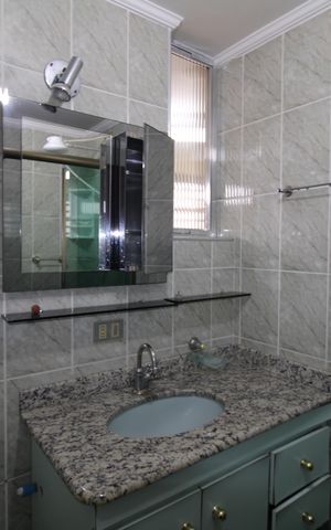 Apartamento à venda com 80m², 2 quartos e 1 vagaBanheiro