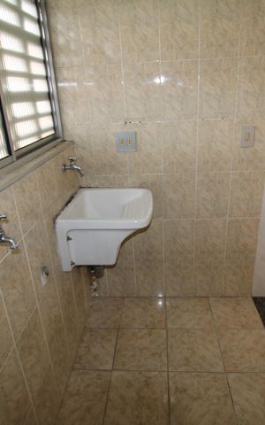 Apartamento à venda com 80m², 2 quartos e 1 vagaÁrea de Serviço