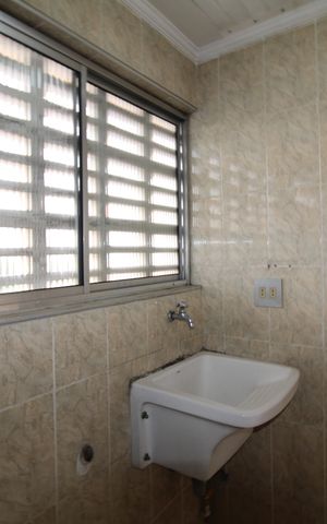 Apartamento à venda com 80m², 2 quartos e 1 vagaÁrea de Serviço
