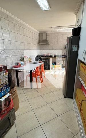Casa à venda com 120m², 3 quartos e 2 vagas