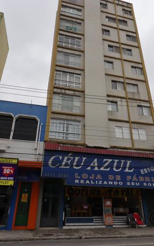 Apartamento à venda com 126m², 2 quartos e 1 vagaFachada
