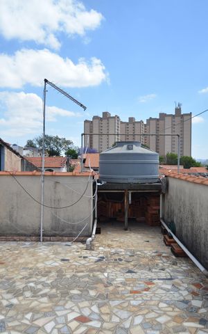 Casa à venda com 217m², 5 quartos e 2 vagasTerraço