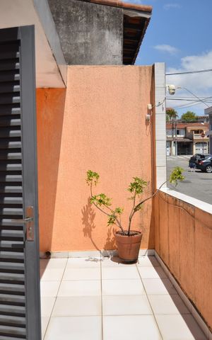 Casa à venda com 217m², 5 quartos e 2 vagasVaranda da Suíte