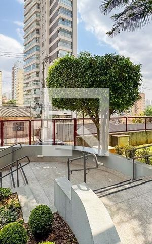 Apartamento à venda com 160m², 4 quartos e 2 vagas Apartamento à venda com 160m², 4 quartos e 2 vagasÁrea comum
