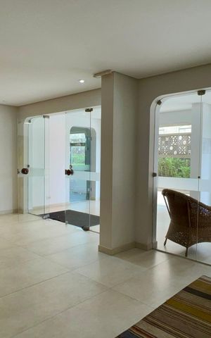 Apartamento à venda com 117m², 3 quartos e 2 vagas Apartamento à venda com 117m², 3 quartos e 2 vagasHall de entrada
