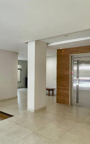 Apartamento à venda com 117m², 3 quartos e 2 vagas Apartamento à venda com 117m², 3 quartos e 2 vagasHall de entrada