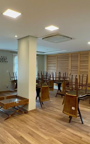 Apartamento à venda com 117m², 3 quartos e 2 vagas Apartamento à venda com 117m², 3 quartos e 2 vagasÁrea comum - Salão de festas