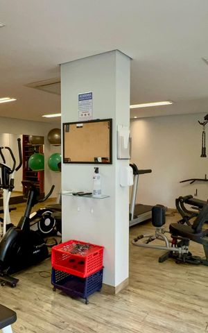 Apartamento à venda com 117m², 3 quartos e 2 vagas Apartamento à venda com 117m², 3 quartos e 2 vagasÁrea comum - Academia