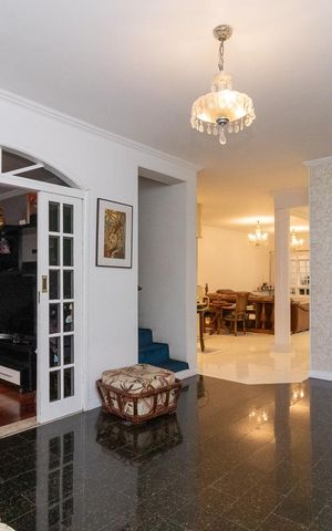 Casa à venda com 500m², 3 quartos e 5 vagasSala de Estar 1