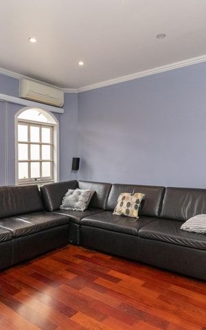 Casa à venda com 500m², 3 quartos e 5 vagasSala de TV 2